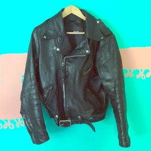 Vintage black leather motorcycle jacket size M
